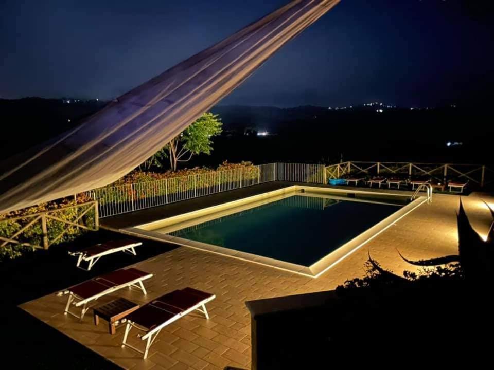 Country-House Pecora Nera Guest House Mosciano SantʼAngelo Exterior foto