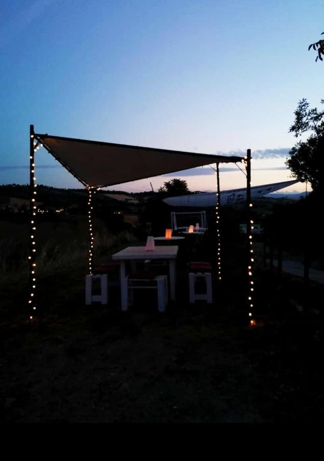 Country-House Pecora Nera Guest House Mosciano SantʼAngelo Exterior foto