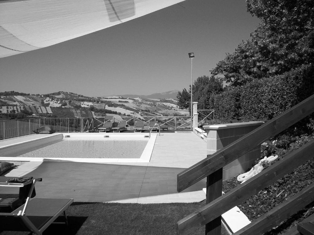 Country-House Pecora Nera Guest House Mosciano SantʼAngelo Exterior foto